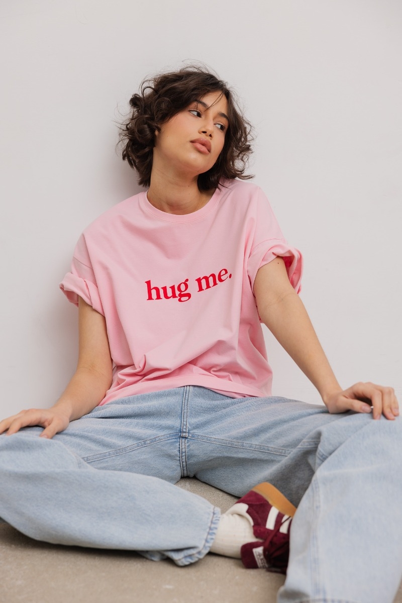 T-shirt z NADRUKIEM w kolorze PINK - EAZY - HUG ME