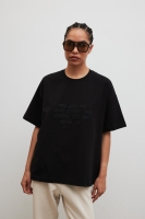T-shirt typu oversize z HAFTEM w kolorze BLACK - VERITE