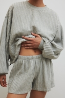 Spodenki z dzianiny strukturalnej w kolorze COOL GREY- SANDE