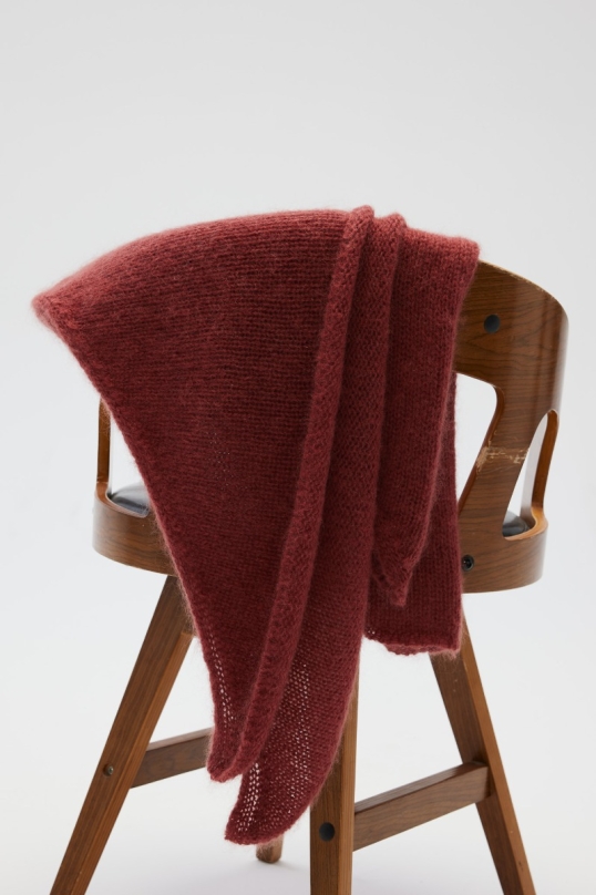 Wełniana chusta w kolorze RED OCHRE - AUREN Wełniana chusta w kolorze RED OCHRE - AUREN