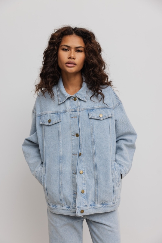 Kurtka jeansowa oversize w kolorze LIGHT BLUE - BOWIE 