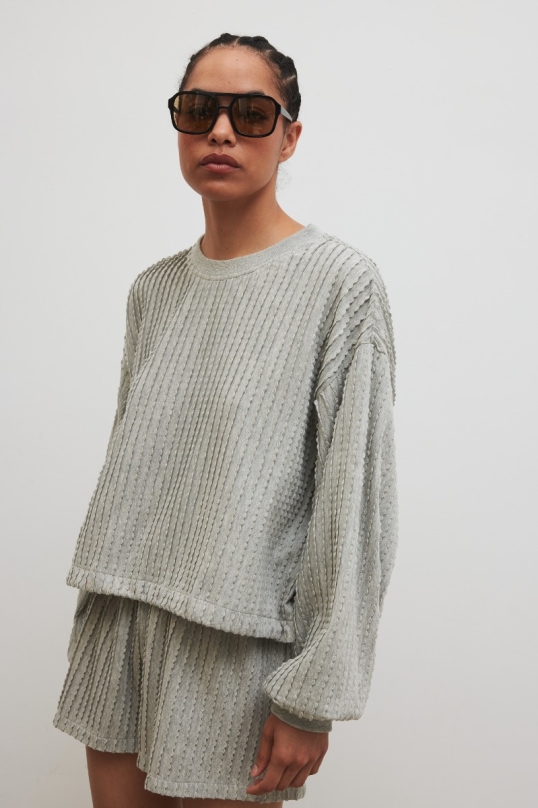 Bluza z dzianiny strukturalnej w kolorze COOL GREY  - PRIZM