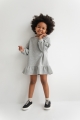MINI SUKIENKA Z DŁUGIM RĘKAWEM ORAZ FALBANKĄ NA DOLE W KOLORZE LIGHT GREY LUREX - LIBBY