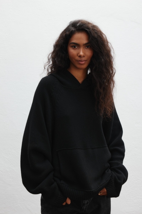 Sweter z kapturem typu oversize w kolorze BLACK - LAFFI Sweter z kapturem typu oversize w kolorze BLACK - LAFFI