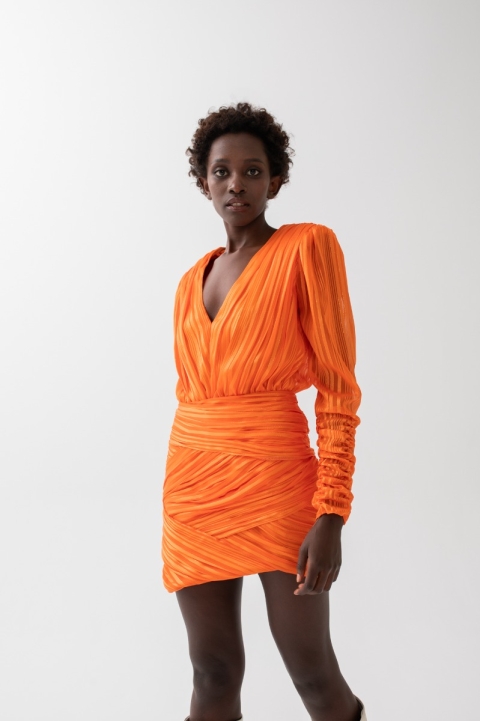 Drapowana sukienka z szyfonu pomarańczowa - EMPIRE ORANGE