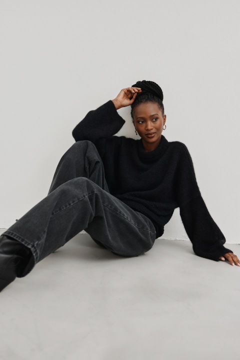 Spodnie jeansowe z szerokimi nogawkami w kolorze WASHED BLACK - MANHATTAN