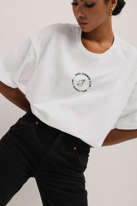 T-shirt typu oversize z HAFTEM w kolorze CLASSIC WHITE - EAZY SUMMER