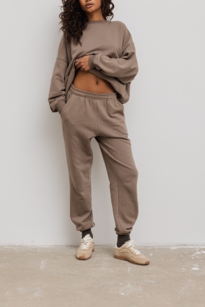 Spodnie dresowe w kolorze GRAY TAUPE - JOLLY