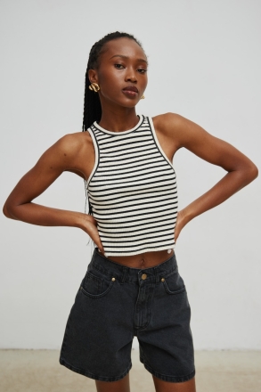 Krótki top w paski w kolorze BLACK & BEIGE - ELITE 