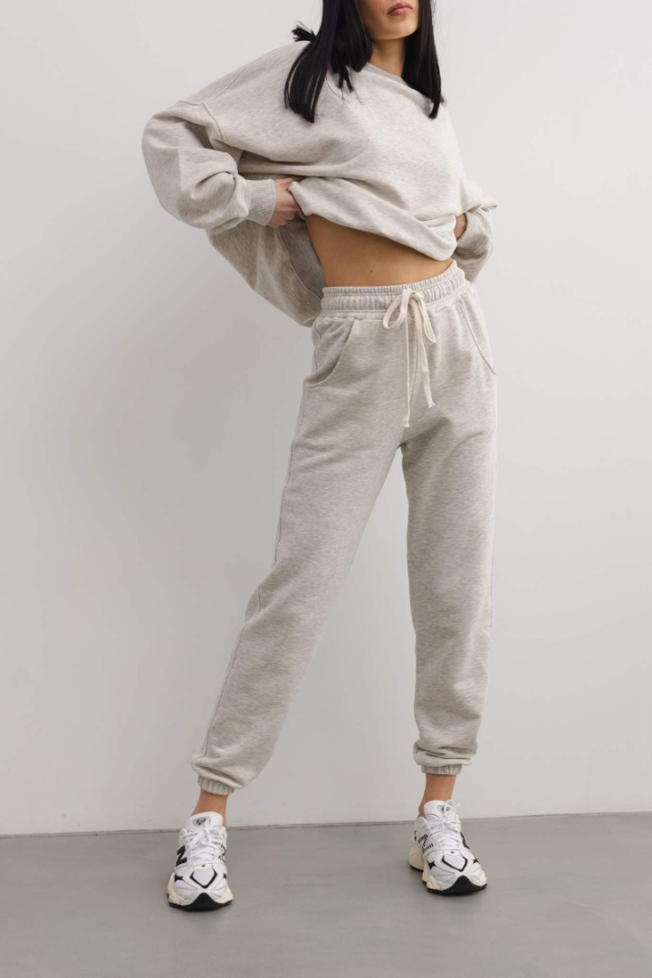 Spodnie dresowe typu jogger w kolorze SILVER MOON - DRIPS