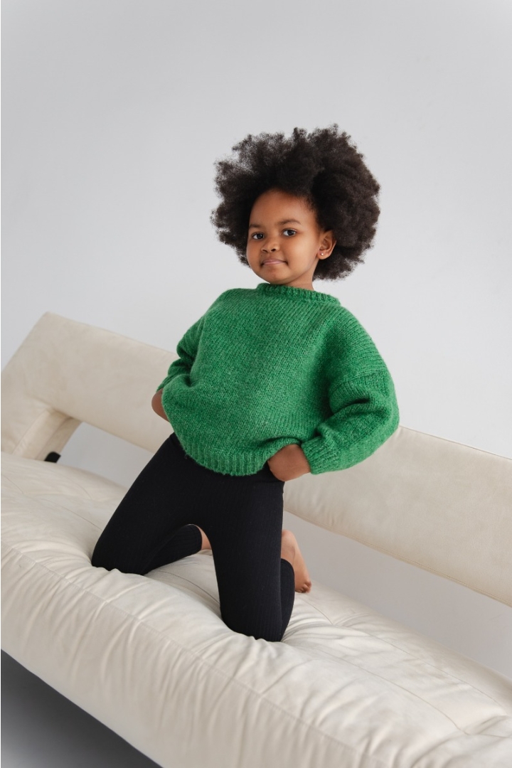 MINI Sweter oversize z bufiastym rękawem w kolorze DARK GREEN - RIVERO MINI Sweter oversize z bufiastym rękawem w kolorze DARK GREEN - RIVERO