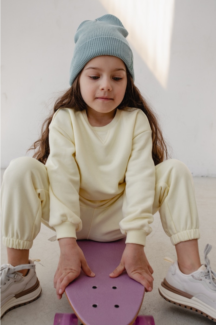 MINI spodnie dresowe typu jogger w kolorze ICE LEMON - DISPLAY
