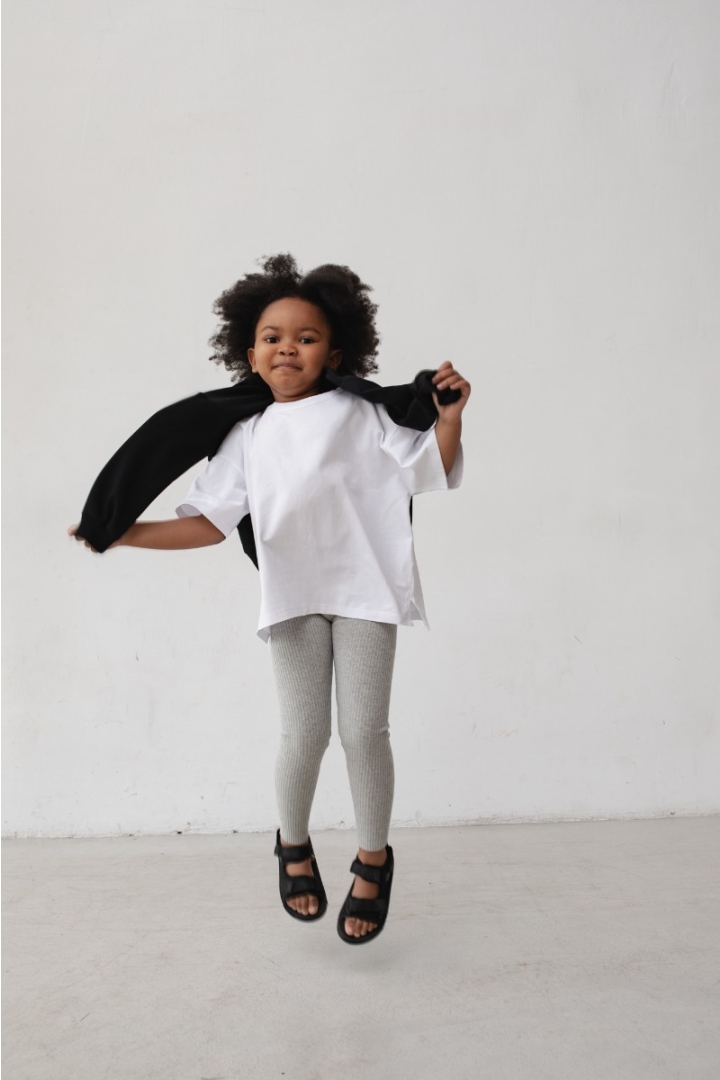 MINI t-shirt oversize w kolorze ALL WHITE - GOBI MINI t-shirt oversize w kolorze ALL WHITE - GOBI